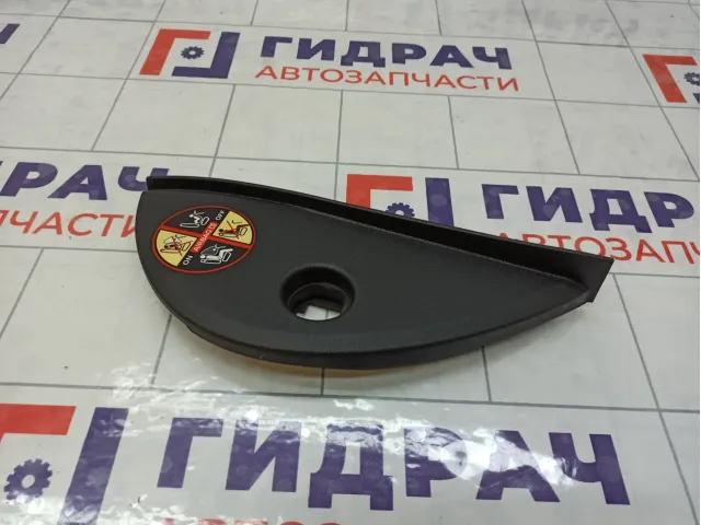 Накладка торпедо правая Renault Fluence 689201633R