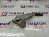 Рычаг, педаль стояночного тормоза Renault Fluence 360100020R