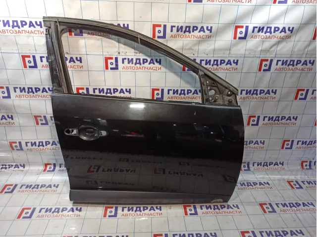 Дверь передняя правая Renault Fluence 801000321R
