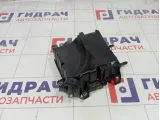 Корпус блока предохранителей Renault Fluence 284B10002R