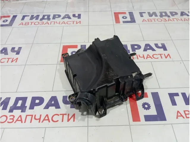 Корпус блока предохранителей Renault Fluence 284B10002R