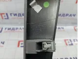 Накладка декоративная на торпедо правая Renault Fluence 682115638R