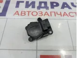 Моторчик заслонки отопителя Renault Fluence 277422408R