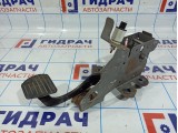 Педаль тормоза Renault Fluence 465010021R.