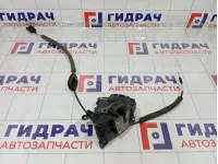 Замок двери передней правой Renault Kaptur 805022764R