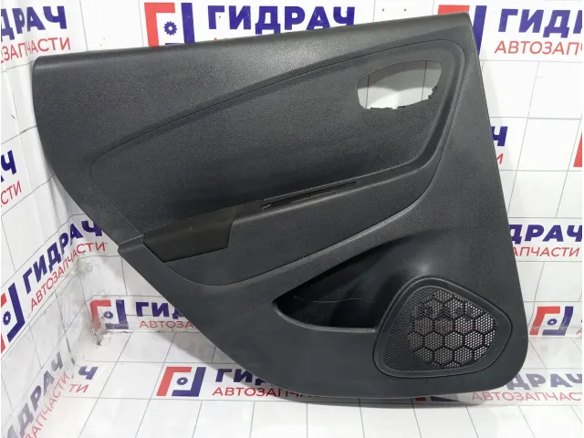 Обшивка двери задней левой Renault Kaptur 829A13207R