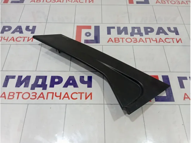 Накладка двери задней левой Renault Kaptur 822359038R