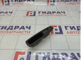 Кнопка стеклоподъемника заднего Renault Kaptur 254218614R