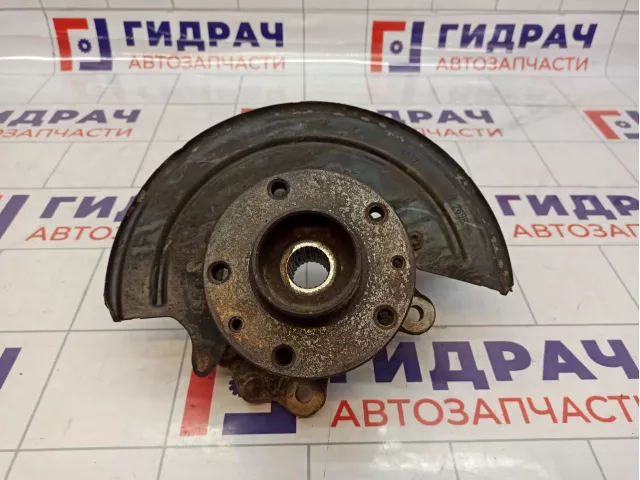 Кулак поворотный передний правый Renault Kaptur 8200881916