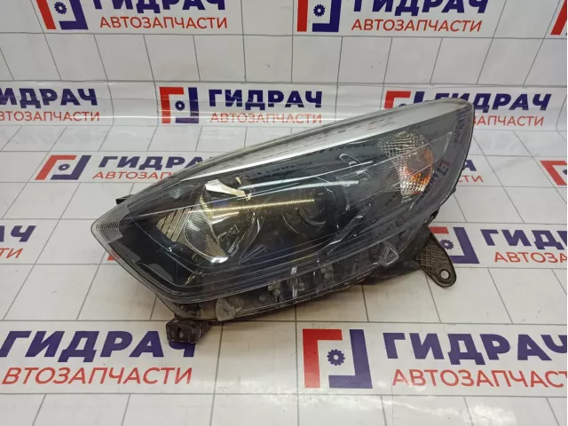 Фара левая Renault Kaptur 260609268R