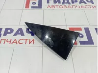 Накладка двери багажника правая Renault Kaptur 960323726R