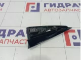 Накладка двери багажника левая Renault Kaptur 960333581R