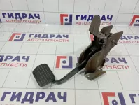 Педаль тормоза Renault Kaptur 465018032R