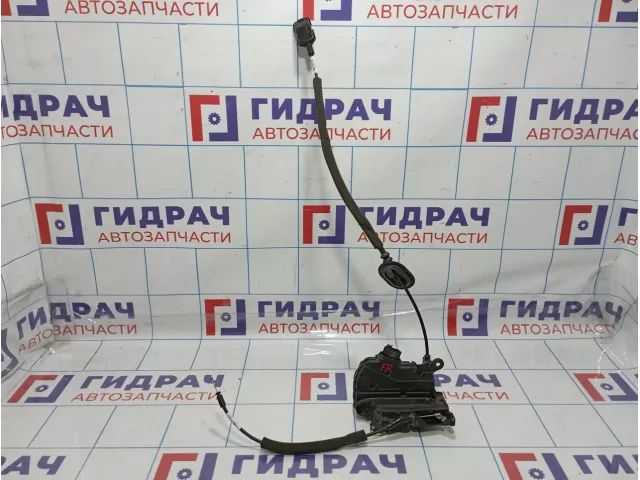 Замок двери передней правой Renault Kaptur 805022764R