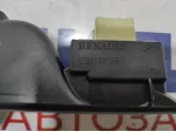 Кнопка стеклоподъемника задняя левая Renault Kaptur 829614619R.
