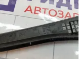 Решетка под лобовое стекло (Жабо) правая Renault Logan 8200294316