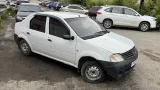 Автомобиль Renault Logan  в разборе