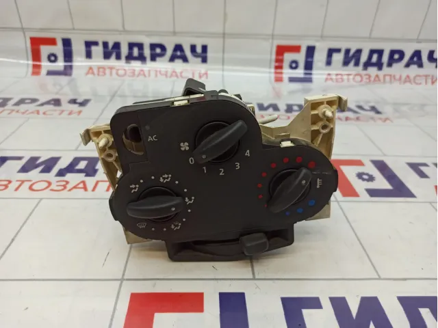 Блок управления отопителем Renault Logan 6001547668