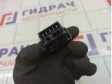 Кнопка центрального замка Renault Logan 8200870249