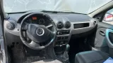 Автомобиль Renault Logan  в разборе