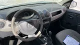 Автомобиль Renault Logan  в разборе