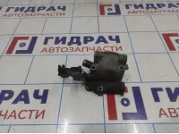 Корпус термостата Renault Logan 2 8200493154