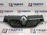 Решетка радиатора Renault Logan 2 623105727R