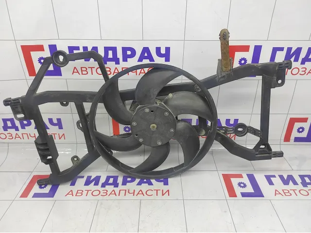 Вентилятор радиатора Renault Logan 214810048R