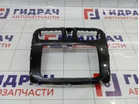 Рамка магнитолы Renault Logan 2 682601883R