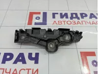 Кронштейн переднего бампера левый Renault Logan 2 622233582R