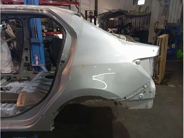 Крыло заднее левое Renault Logan 2
