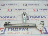 Стеклоподъемник задний правый Renault Logan 2 827202131R. Механический.