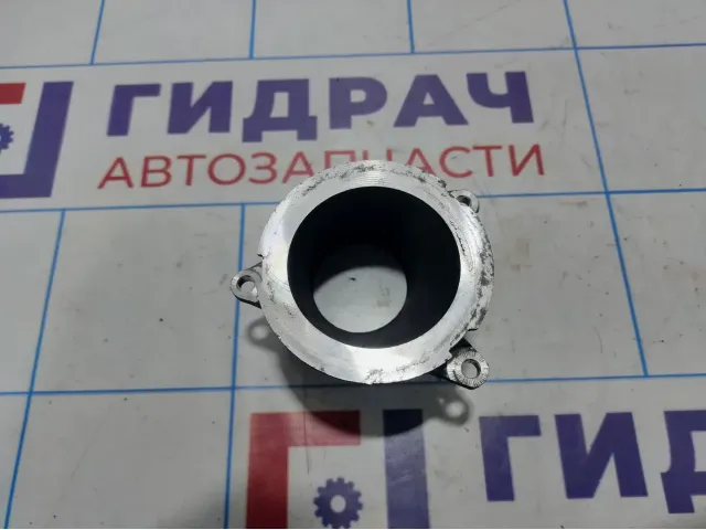 Фланец Renault Logan 2 165785537R