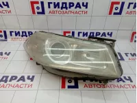 Фара правая Renault Megane 2 260103726R