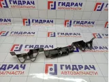 Направляющая заднего бампера Renault Megane 2 8200146040