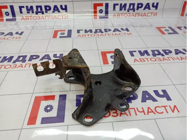 Кронштейн задней балки правый Renault Megane 2 8200792367