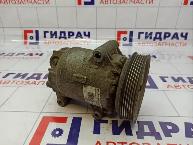 Компрессор системы кондиционирования Renault Megane 2 8200940837