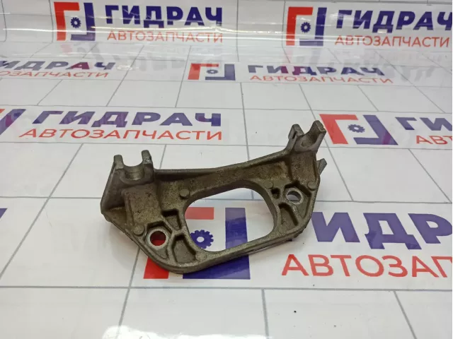 Кронштейн КПП Renault Megane 2 8200277212