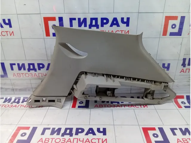 Обшивка стойки задней правой верхняя Renault Megane 769344306R