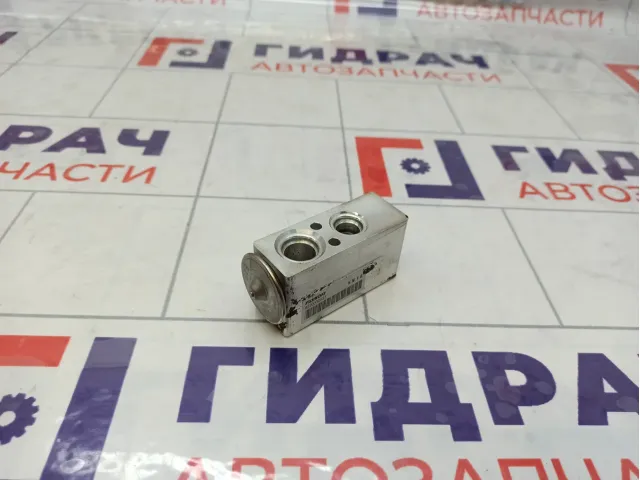 Клапан кондиционера Renault Megane 922709330R
