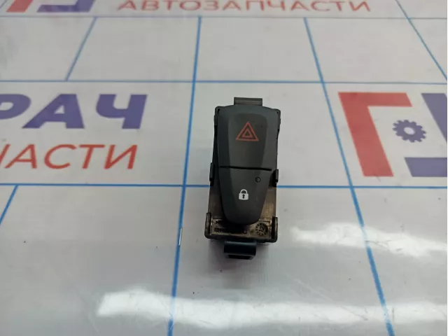 Кнопка аварийной сигнализации Renault Megane 3 252100502R.