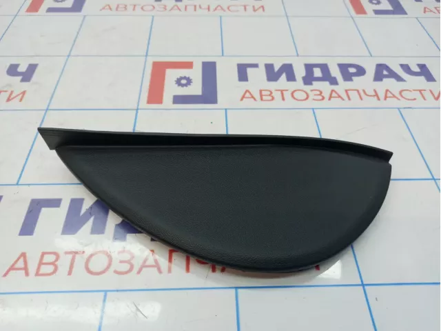 Накладка торпедо левая Renault Megane 3 689217797R.