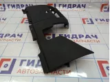 Накладка под рулевую колонку Renault Megane 3 689213916R.