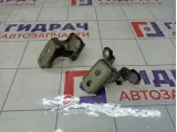 Петли двери передней правой Renault Megane