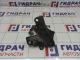 Кронштейн задней балки левый Renault Megane 2 8200792363