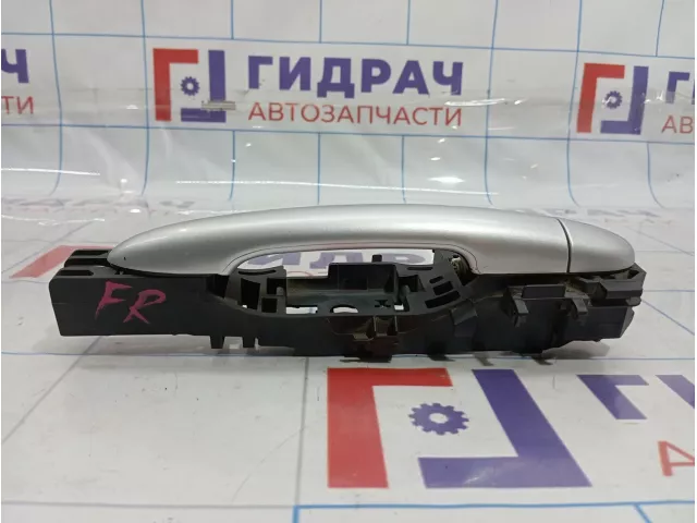 Ручка двери наружная передняя правая Renault Megane 2 8200028464