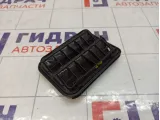 Решетка вентиляционная Renault Megane 3 7700838358