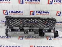 Решетка в бампер центральная Renault Sandero Stepway (5S) 622548039R