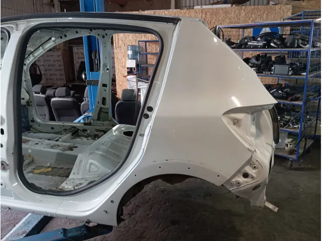 Крыло заднее левое Renault Sandero 760331821R