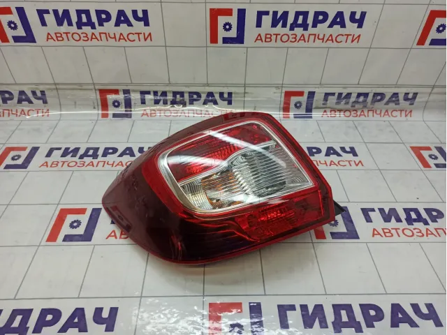 Фонарь задний левый Renault Sandero 265550577R